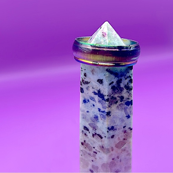 Rainbow Band Ring NWT - Picture 3 of 4